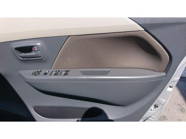 フレア ＸＧ　衝突安全ボディ　運転席エアバッグ　助手席エアバッグ　エアコン　パワーステアリング　パワーウインドウ　ＡＢＳ　ＣＤ　修復歴無し（14枚目）