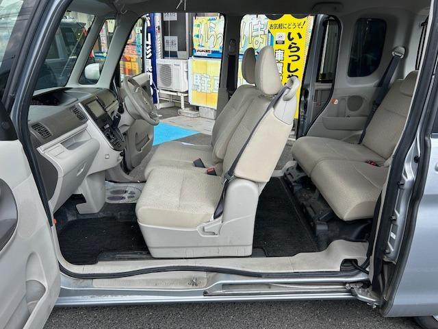 タント Ｌ　衝突安全ボディ　キーレスエントリー　アイドリングストップ　ベンチシート　運転席エアバッグ　助手席エアバッグ　ＡＢＳ　パワーステアリング（11枚目）