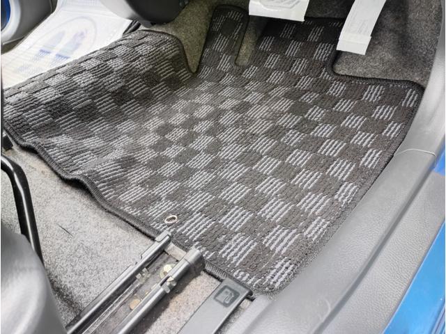 ワゴンＲ リミテッド　衝突安全ボディ　アルミホイール　スマートキー　ＨＩＤ　ベンチシート　フルフラット　ＡＢＳ　運転席エアバッグ　助手席エアバッグ　バックカメラ（26枚目）