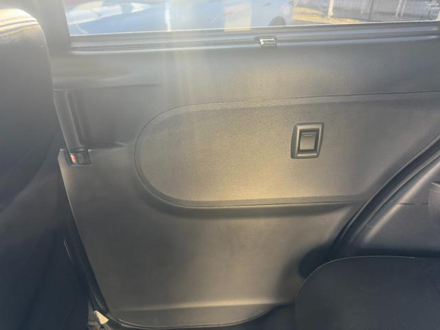 タント カスタムRS トップエディションSAIII 最上級グレード 衝突軽減車/8インチメモリーナビ/地デジテレビ(フルセグ)/Bluetooth接続/両側パワースライド/ETC/バックカメラ/ドライブレコーダー/シートヒーター/LEDヘッドライト/オートハイビーム(27枚目)