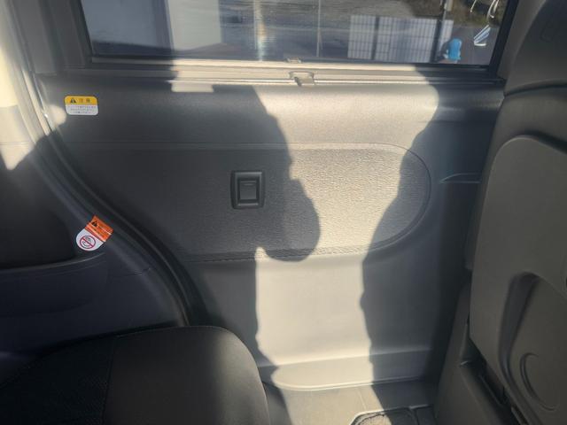 タント カスタムRS トップエディションSAIII 最上級グレード 衝突軽減車/8インチメモリーナビ/地デジテレビ(フルセグ)/Bluetooth接続/両側パワースライド/ETC/バックカメラ/ドライブレコーダー/シートヒーター/LEDヘッドライト/オートハイビーム(34枚目)