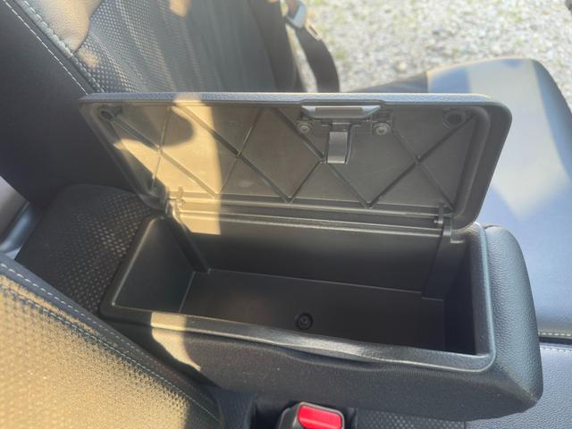 タント カスタムRS トップエディションSAIII 最上級グレード 衝突軽減車/8インチメモリーナビ/地デジテレビ(フルセグ)/Bluetooth接続/両側パワースライド/ETC/バックカメラ/ドライブレコーダー/シートヒーター/LEDヘッドライト/オートハイビーム(50枚目)