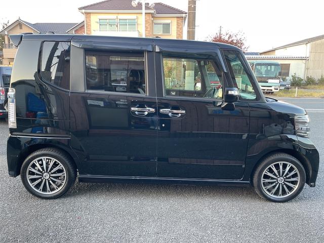 Ｎ－ＢＯＸカスタム Ｇ・ターボＡパッケージ　４ＷＤ　ターボ　両側パワースライド　プッシュスタート　キーレス　バックカメラ　地デジ　ナビ（4枚目）