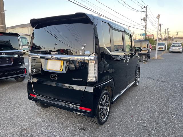 Ｎ－ＢＯＸカスタム Ｇ・ターボＡパッケージ　４ＷＤ　ターボ　両側パワースライド　プッシュスタート　キーレス　バックカメラ　地デジ　ナビ（8枚目）