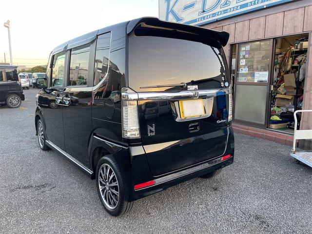 Ｎ－ＢＯＸカスタム Ｇ・ターボＡパッケージ　４ＷＤ　ターボ　両側パワースライド　プッシュスタート　キーレス　バックカメラ　地デジ　ナビ（9枚目）