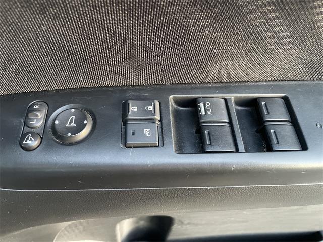 Ｎ－ＢＯＸカスタム Ｇ・ターボＡパッケージ　４ＷＤ　ターボ　両側パワースライド　プッシュスタート　キーレス　バックカメラ　地デジ　ナビ（26枚目）