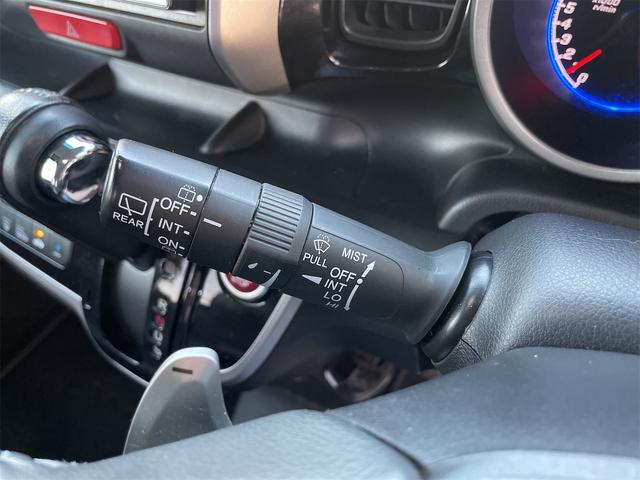 Ｎ－ＢＯＸカスタム Ｇ・ターボＡパッケージ　４ＷＤ　ターボ　両側パワースライド　プッシュスタート　キーレス　バックカメラ　地デジ　ナビ（27枚目）