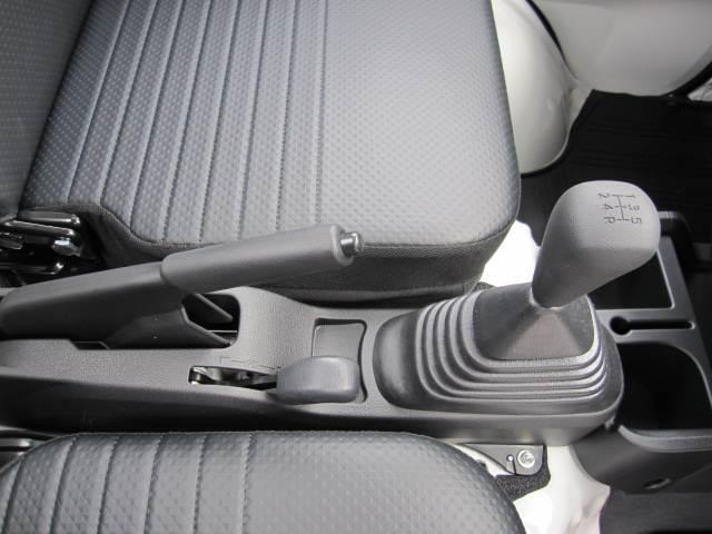 ハイゼットトラック ローダンプ　届出済未使用車　ＳＡＩＩＩｔ　ローダンプ電動　４ＷＤ　５Ｆ　オートライト　コーナーセンサー　スーパーデフロック（4枚目）