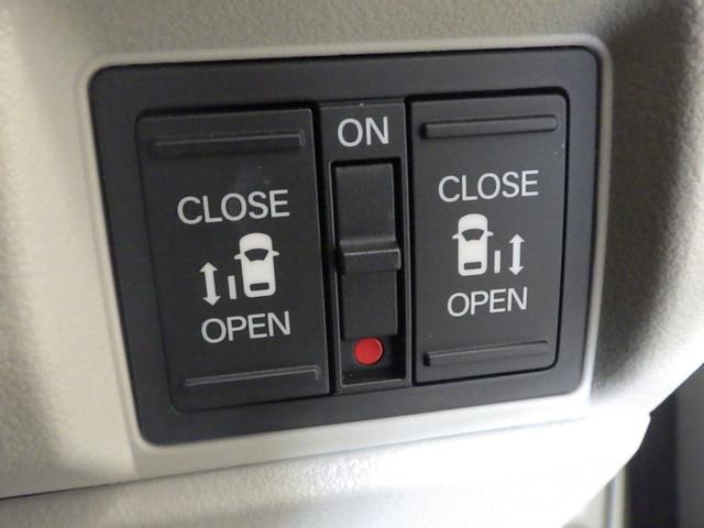 N-BOX ベースグレード 前後ドラレコ プロジェクター式フルLEDヘッドライト ロールサンシェイド付両側パワースライドドア 前席両側シートヒーター 充電用USBジャック 電子制御パーキングブレーキ オートブレキホールド機能(12枚目)