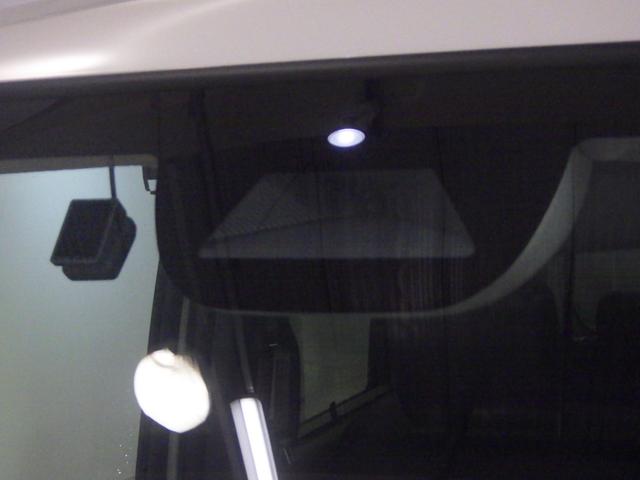 N-BOX ベースグレード 前後ドラレコ プロジェクター式フルLEDヘッドライト ロールサンシェイド付両側パワースライドドア 前席両側シートヒーター 充電用USBジャック 電子制御パーキングブレーキ オートブレキホールド機能(19枚目)