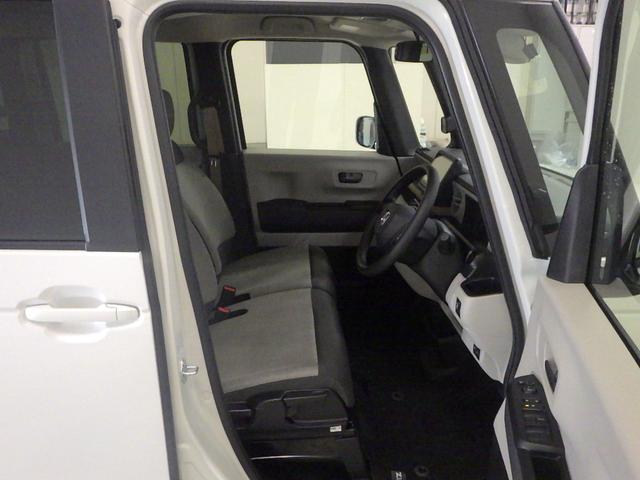 N-BOX ベースグレード 前後ドラレコ プロジェクター式フルLEDヘッドライト ロールサンシェイド付両側パワースライドドア 前席両側シートヒーター 充電用USBジャック 電子制御パーキングブレーキ オートブレキホールド機能(22枚目)
