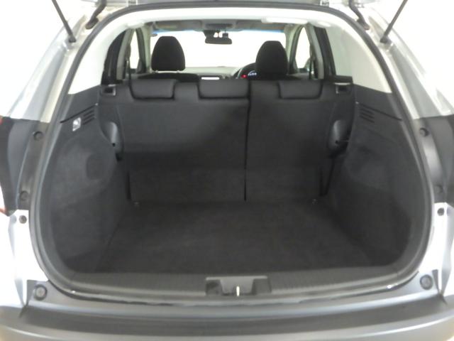 ヴェゼル X LEDヘッドライト あんしんパッケージ エマージェンシーストップシグナル ヒルスタートアシスト機能 プラズマクラスター技術搭載フルオートエアコン 電子制御パーキングブレーキ 本革巻ステアリング 禁煙車(17枚目)