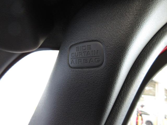 N-BOXカスタム Lターボ 純正前後ドラレコ 本革巻ステアリング・セレクトノブ オートリトラミラー ロールサンシェイド付両側パワースライドドア 前席両側シートヒーター 電子制御パーキングブレーキ 充電用USBジャック2個 禁煙車(32枚目)