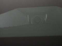 【ＨｏｎｄａＳＥＮＳＩＮＧ】衝突被害軽減ブレーキ〈ＣＭＢＳ〉、ＡＣＣ〈アダプティブ・クルーズ・コントロール〉、ＬＫＡＳ〈車線維持支援システム〉、誤発進抑制機能、等で安全運転のサポートをします！ 2