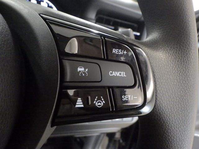 ヴェゼル G :ホンダ純正ナビ・ETC2.0・サイドエアバッグ・AW 前後センサー リヤカメラ 盗難防止装置 記録簿 AAC オートクルーズコントロール スマートキ- キーフリー LEDランプ フルセグ PW(7枚目)