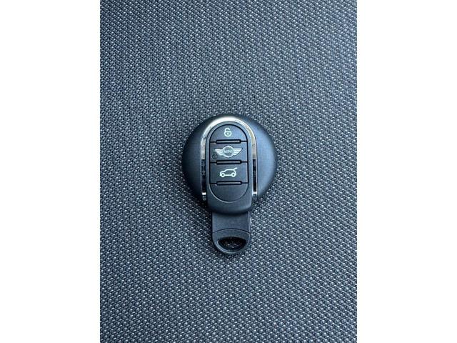 ＭＩＮＩ 　純正ナビ　ＥＴＣ　キーレス　ヘッドライトレベライザー　純正アルミホイール（60枚目）