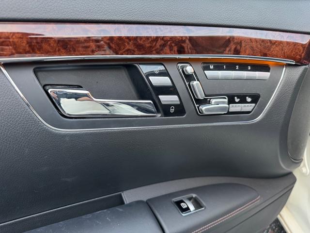 パワーシート・メモリー・ヒーター＆クーラー