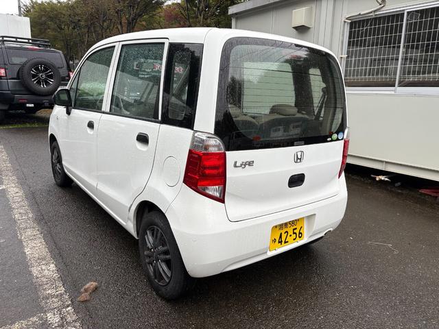 ライフ C 社外13インチアルミ 禁煙 CD キーレス(4枚目)