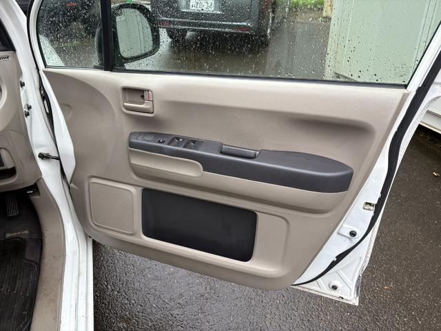 ライフ C 社外13インチアルミ 禁煙 CD キーレス(7枚目)