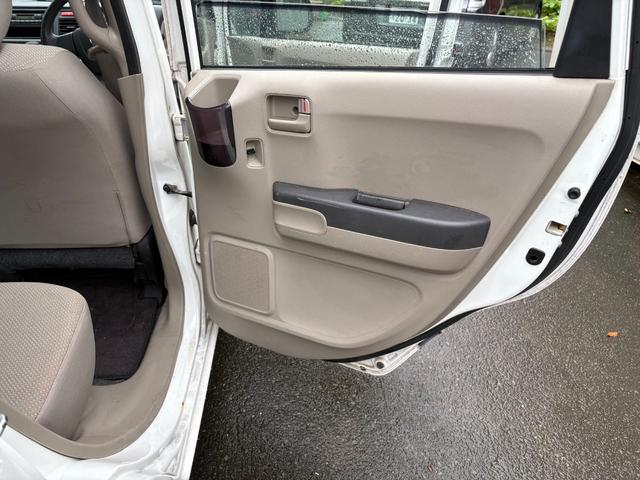 ライフ C 社外13インチアルミ 禁煙 CD キーレス(10枚目)