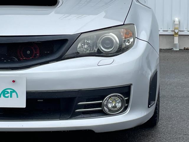 ＷＲＸ　ＳＴｉ　６ＭＴ　車高調　ＥＮＫＥＩ１７インチアルミホイール　ＳＴｉマフラー　社外メモリナビ（ＭＤＶ－Ｚ７００）（ＣＤ／ＤＶＤ／フルセグ／Ｂｌｕｅｔｏｏｔｈ）　黒ハーフレザーシート　ＨＩＤ　ＥＴＣ(28枚目)