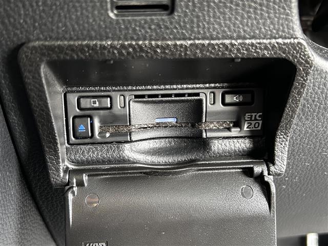 ノア ハイブリッドＳ－Ｚ　モデリスタエアロ　純正１０．５インチディスプレイオーディオ　ナビキット　バックカメラ　快適利便パッケージ　両側パワースライドドア　ユニバーサルステップ　プリクラッシュセーフティ（28枚目）