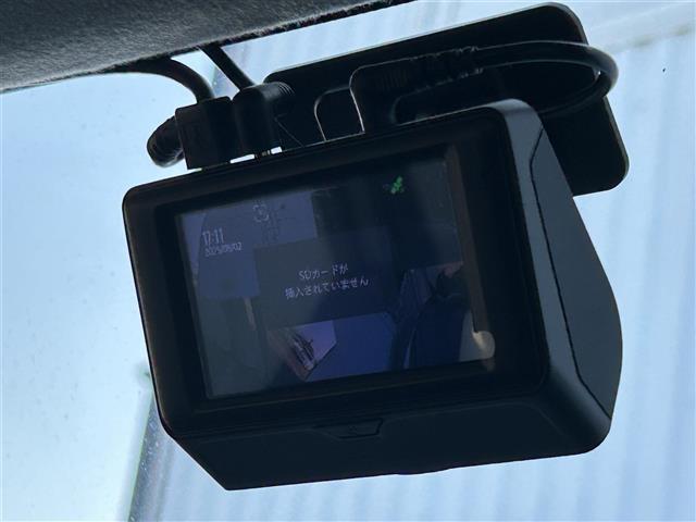 ルーミー カスタムＧ　純正ＳＤメモリーナビ　全方位カメラ　フルセグＴＶ　ＣＤ／ＤＶＤ再生　ＥＴＣ　ミュージックサーバー（ＳＤ録音　Ｂｌｕｅｔｏｏｔｈ接続　アダプティブクルーズコントロール両側パワースライドドア（20枚目）