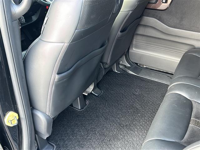 Ｎ－ＢＯＸカスタム Ｇ・Ｌターボホンダセンシング　社外ナビ　ホンダセンシング　クルーズコントロール　アルミホイール　ＥＴＣ　フルセグ　両側パワースライドドア　スマートキー　Ｂｌｕｅｔｏｏｔｈ　ハーフレザー　フロアマット　ＬＥＤ　オートライト（16枚目）