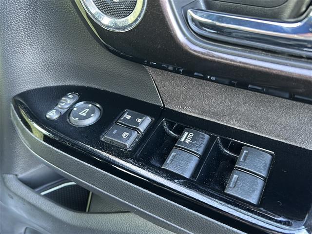 Ｎ－ＢＯＸカスタム Ｇ・Ｌターボホンダセンシング　社外ナビ　ホンダセンシング　クルーズコントロール　アルミホイール　ＥＴＣ　フルセグ　両側パワースライドドア　スマートキー　Ｂｌｕｅｔｏｏｔｈ　ハーフレザー　フロアマット　ＬＥＤ　オートライト（31枚目）