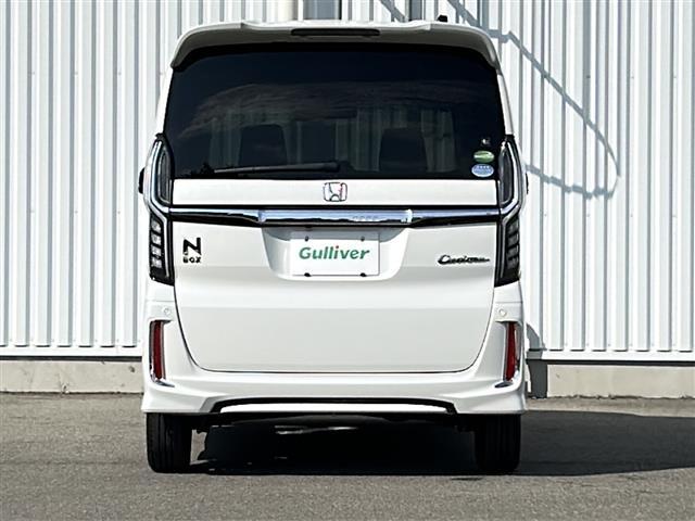 Ｎ－ＢＯＸカスタム Ｇ・Ｌホンダセンシング　純正ナビ　ＥＴＣ　バックカメラ　Ｂｌｕｅｔｏｏｔｈ　クルーズコントロール　フルセグ　フロアマット　両側パワースライドドア　アルミホイール　アイドリングストップ　コーナーセンサー　ＬＥＤ　オートライト（6枚目）