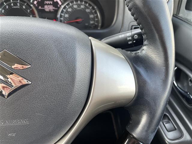 ジムニー ランドベンチャー SDナビ ハーフレザーシート シートヒーター ETC Bluetooth CD DVD フルセグTV 背面タイヤ 純正フロアマット 純正アルミホイール リモコンキー フォグランプ 禁煙車(7枚目)