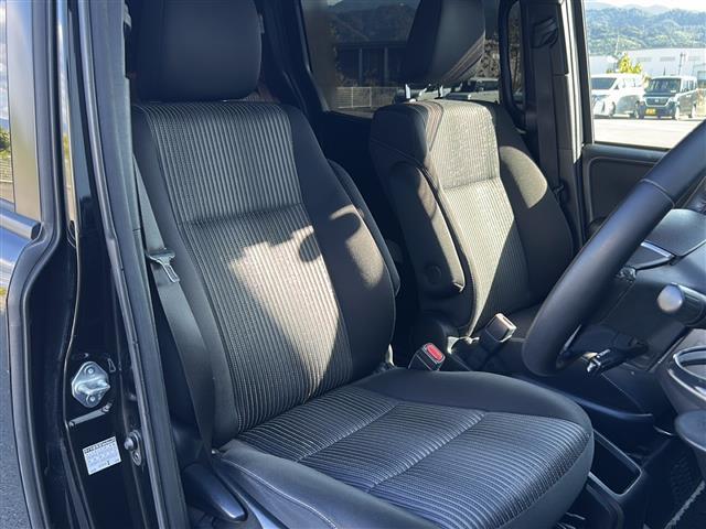 ヴォクシー ハイブリッドＺＳ　煌ＩＩ　純正ナビ　バックカメラ　クルーズコントロール　ＥＴＣ　コーナーセンサー　Ｂｌｕｅｔｏｏｔｈ　フロアマット　シートヒーター　両側パワースライドドア　純正１６インチＡＷ　オートＬＥＤヘッドライト（20枚目）