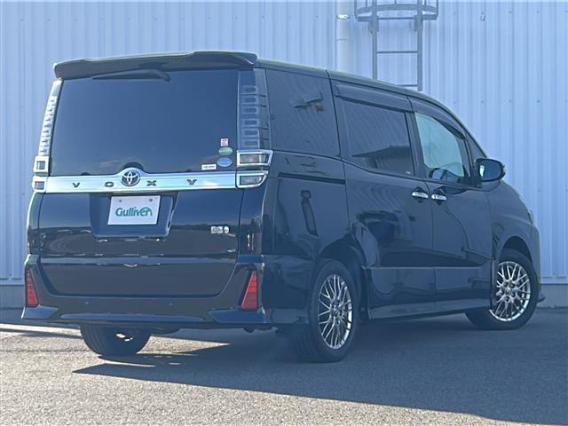 ヴォクシー ハイブリッドＺＳ　煌ＩＩ　純正ナビ　バックカメラ　クルーズコントロール　ＥＴＣ　コーナーセンサー　Ｂｌｕｅｔｏｏｔｈ　フロアマット　シートヒーター　両側パワースライドドア　純正１６インチＡＷ　オートＬＥＤヘッドライト（37枚目）