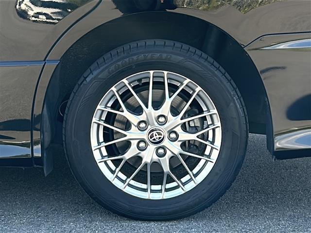 ヴォクシー ハイブリッドＺＳ　煌ＩＩ　純正ナビ　バックカメラ　クルーズコントロール　ＥＴＣ　コーナーセンサー　Ｂｌｕｅｔｏｏｔｈ　フロアマット　シートヒーター　両側パワースライドドア　純正１６インチＡＷ　オートＬＥＤヘッドライト（41枚目）