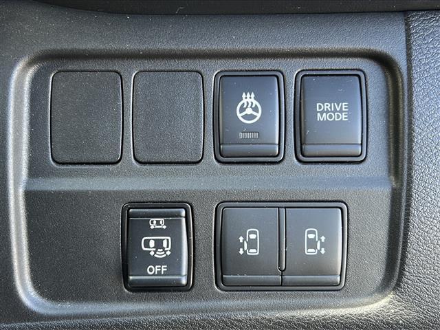 セレナ e-パワー ハイウェイスターV 純正9インチナビ 全方位 プロパイロット ドライブレコーダー 両側パワースライドドア フリップダウンモニター シートヒーター 自動パーキングアシスト 電子パーキング コーナーセンサー LED ETC(20枚目)