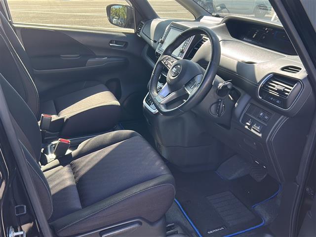 セレナ e-パワー ハイウェイスターV 純正9インチナビ 全方位 プロパイロット ドライブレコーダー 両側パワースライドドア フリップダウンモニター シートヒーター 自動パーキングアシスト 電子パーキング コーナーセンサー LED ETC(23枚目)