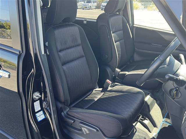 セレナ e-パワー ハイウェイスターV 純正9インチナビ 全方位 プロパイロット ドライブレコーダー 両側パワースライドドア フリップダウンモニター シートヒーター 自動パーキングアシスト 電子パーキング コーナーセンサー LED ETC(24枚目)