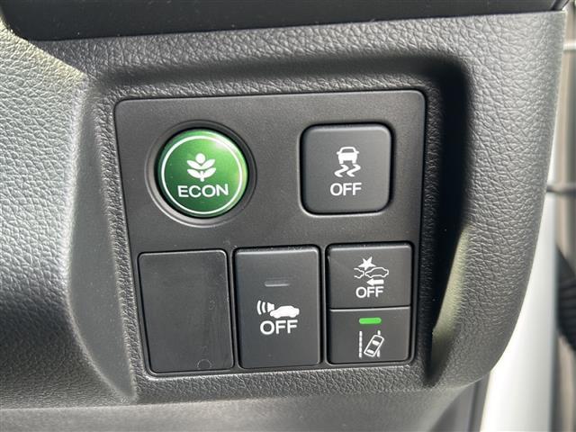 ヴェゼル ハイブリッドX・ホンダセンシング 社外ナビ 衝突軽減ブレーキ レーダークルーズコントロール ETC バックカメラ LEDヘッドライト フォグランプ フルセグTV 純正16インチAW スマートキー スペアキー1本(17枚目)