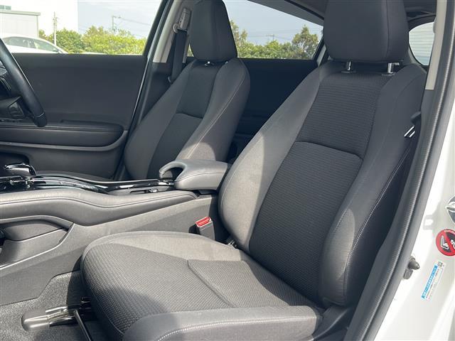 ヴェゼル ハイブリッドX・ホンダセンシング 社外ナビ 衝突軽減ブレーキ レーダークルーズコントロール ETC バックカメラ LEDヘッドライト フォグランプ フルセグTV 純正16インチAW スマートキー スペアキー1本(23枚目)