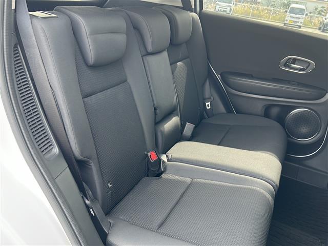 ヴェゼル ハイブリッドX・ホンダセンシング 社外ナビ 衝突軽減ブレーキ レーダークルーズコントロール ETC バックカメラ LEDヘッドライト フォグランプ フルセグTV 純正16インチAW スマートキー スペアキー1本(25枚目)