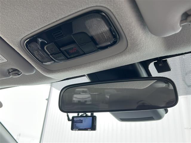 ヤリスクロス ハイブリッドZ 純正ナビ 全方位 クルーズコントロール パワーシート HUB BSM ETC ハーフレザー シートヒーター バックカメラ フォグランプ 純正18インチAW フロアマット LED オートライト(15枚目)