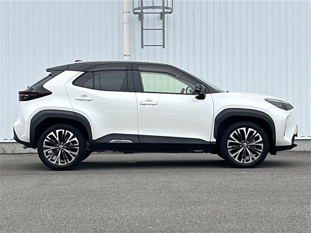 ヤリスクロス ハイブリッドZ 純正ナビ 全方位 クルーズコントロール パワーシート HUB BSM ETC ハーフレザー シートヒーター バックカメラ フォグランプ 純正18インチAW フロアマット LED オートライト(36枚目)