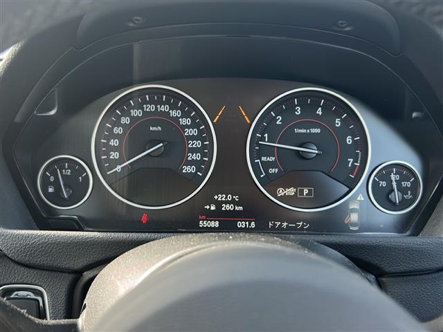 3シリーズ 320i Mスポーツ クルーズコントロール ドライブレコーダー バックカメラ クリアランスソナー ETC BSM LED 純正18インチAW シートヒーター パワーシート シートメモリー 保証書 取扱説明書(8枚目)