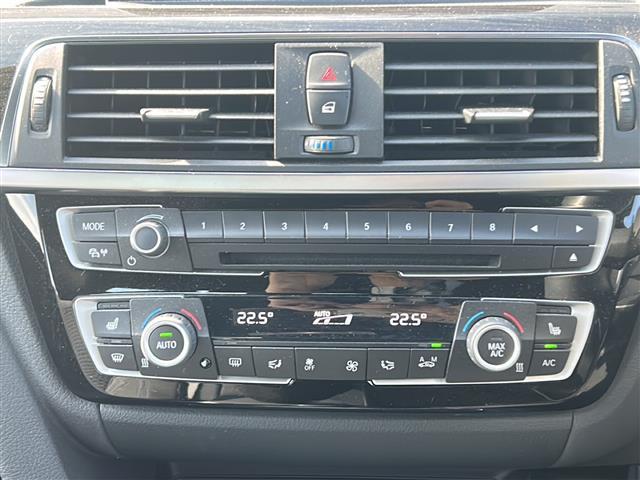 3シリーズ 320i Mスポーツ クルーズコントロール ドライブレコーダー バックカメラ クリアランスソナー ETC BSM LED 純正18インチAW シートヒーター パワーシート シートメモリー 保証書 取扱説明書(17枚目)