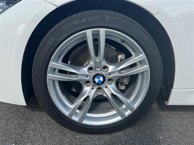 3シリーズ 320i Mスポーツ クルーズコントロール ドライブレコーダー バックカメラ クリアランスソナー ETC BSM LED 純正18インチAW シートヒーター パワーシート シートメモリー 保証書 取扱説明書(41枚目)