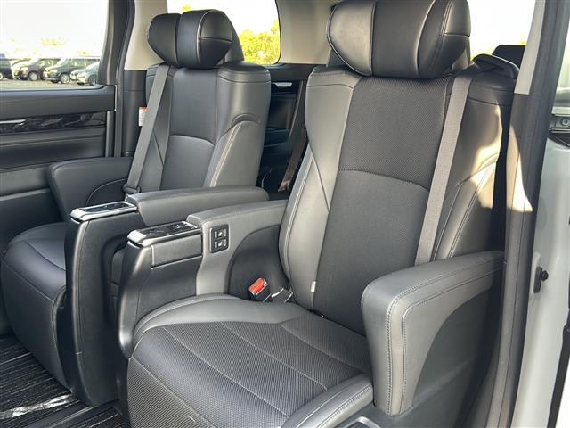 アルファード 2.5S Cパッケージ ワンオーナー ドライブレコーダー フリップダウン 純正ナビ 両側パワースライドドア パワーバックドア ETC Bluetooth パワーシート シートメモリー シートヒーター エアシート 保証書 取説(26枚目)