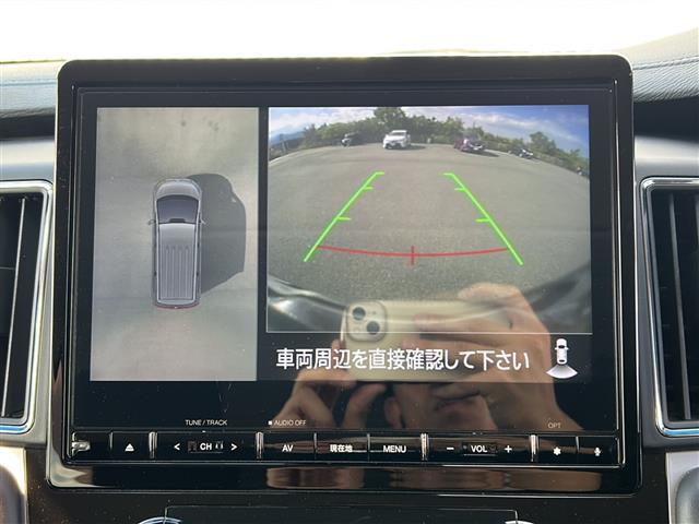 デリカD:5 アーバンギア G パワーパッケージ 純正ナビ 衝突軽減ブレーキ アラウンドビューモニター レーダークルーズコントロール 両側パワースライドドア シートヒーター LEDヘッドライト ETC 電動リアゲート パドルシフト 3列シート USB(3枚目)