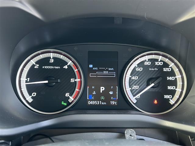 デリカD:5 アーバンギア G パワーパッケージ 純正ナビ 衝突軽減ブレーキ アラウンドビューモニター レーダークルーズコントロール 両側パワースライドドア シートヒーター LEDヘッドライト ETC 電動リアゲート パドルシフト 3列シート USB(6枚目)