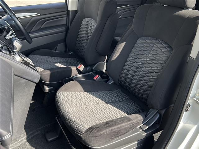 デリカD:5 アーバンギア G パワーパッケージ 純正ナビ 衝突軽減ブレーキ アラウンドビューモニター レーダークルーズコントロール 両側パワースライドドア シートヒーター LEDヘッドライト ETC 電動リアゲート パドルシフト 3列シート USB(21枚目)