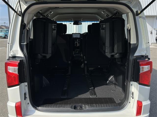 デリカD:5 アーバンギア G パワーパッケージ 純正ナビ 衝突軽減ブレーキ アラウンドビューモニター レーダークルーズコントロール 両側パワースライドドア シートヒーター LEDヘッドライト ETC 電動リアゲート パドルシフト 3列シート USB(26枚目)